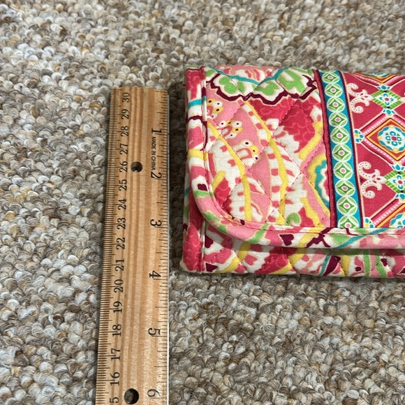 Vera Bradley Wallet Retired Capri Melon Paisley Floral - Picture 6 of 6